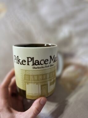 Starbucks Pike Place Market Ceramic Mug in Cream and Brown